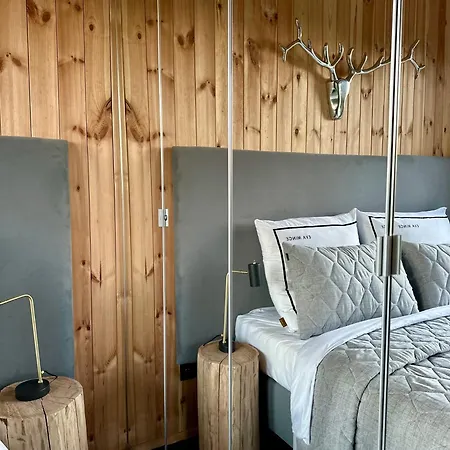 Brown Deer - By Deer Hills Luxury *