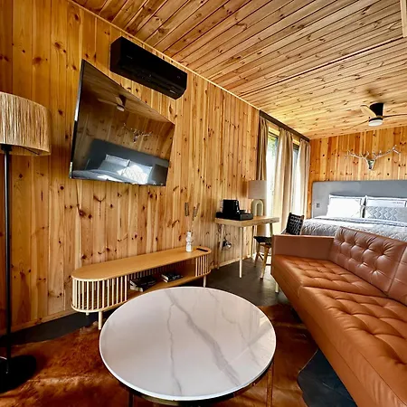 Brown Deer - By Deer Hills Luxury Apartament Kocon